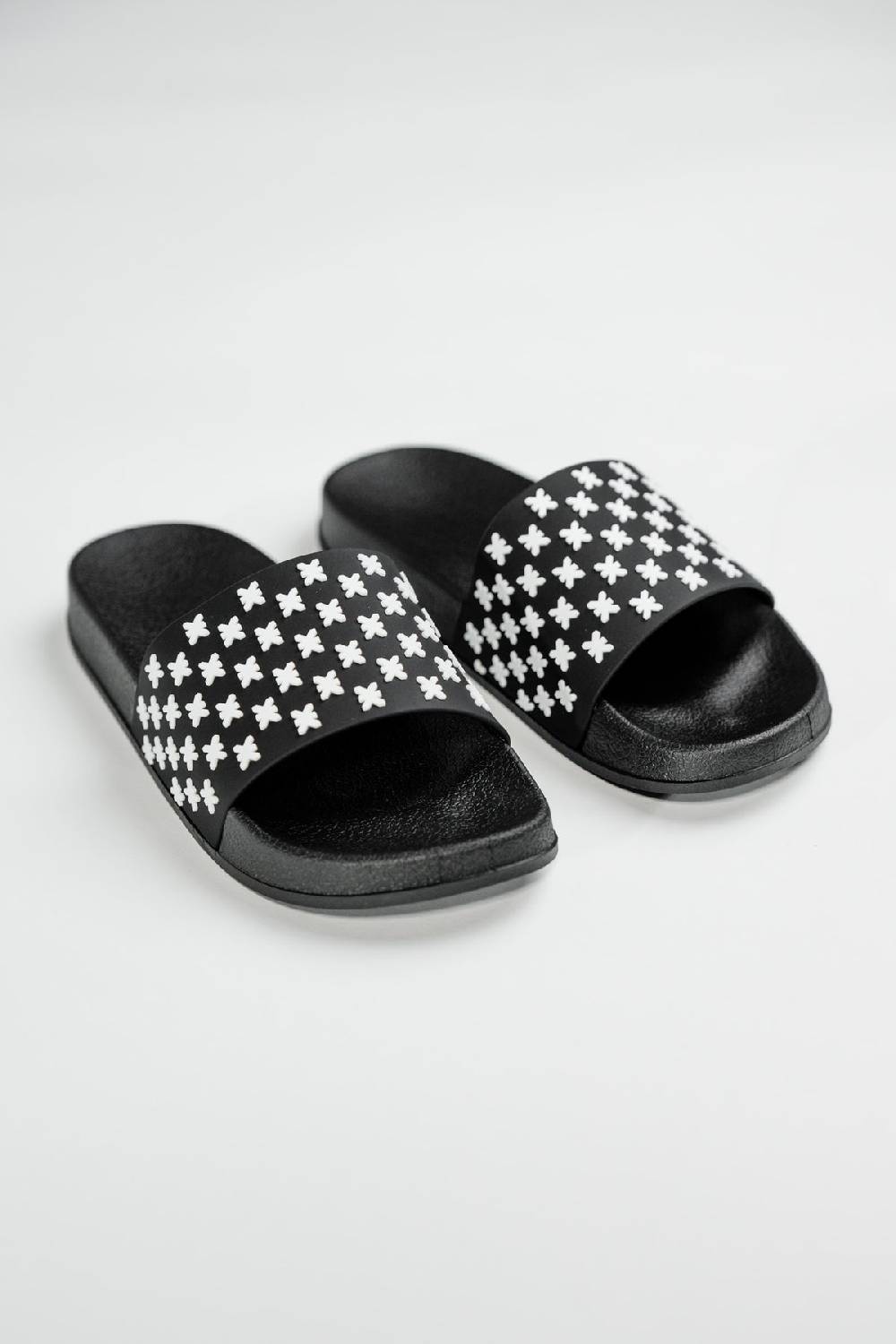 Karo Kauer Slipper Logo Wochenangebot