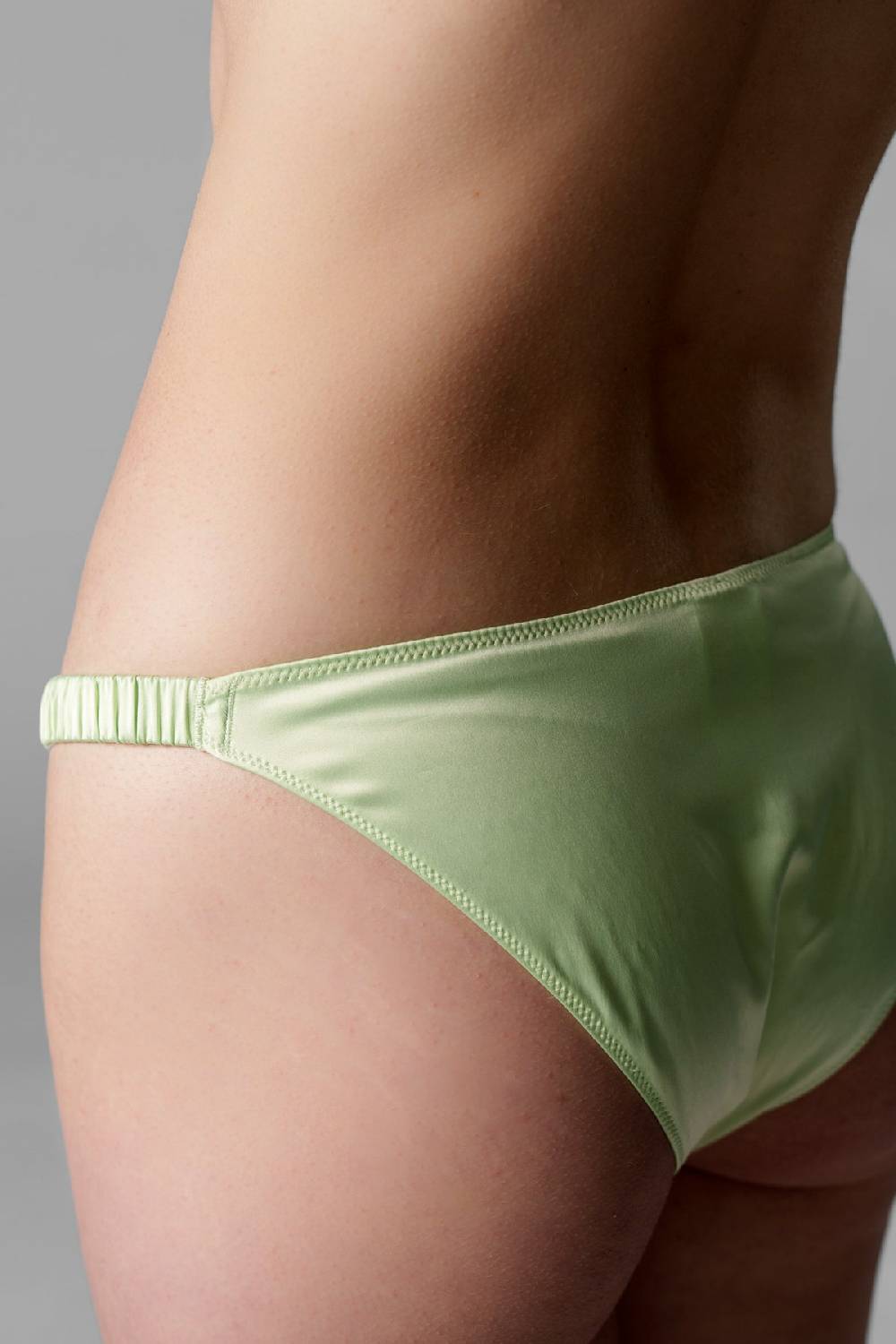Karo Kauer Satin Slip Matcha Riesige Rabatte