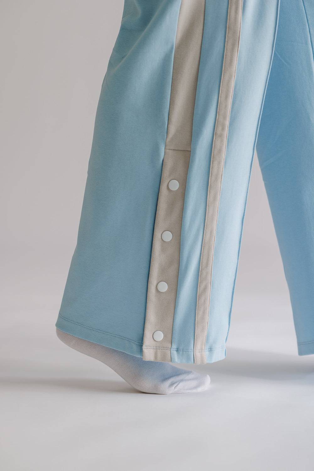 Karo Kauer Tracksuit Jersey Pants Light Blue Discount Store für neue Produkte