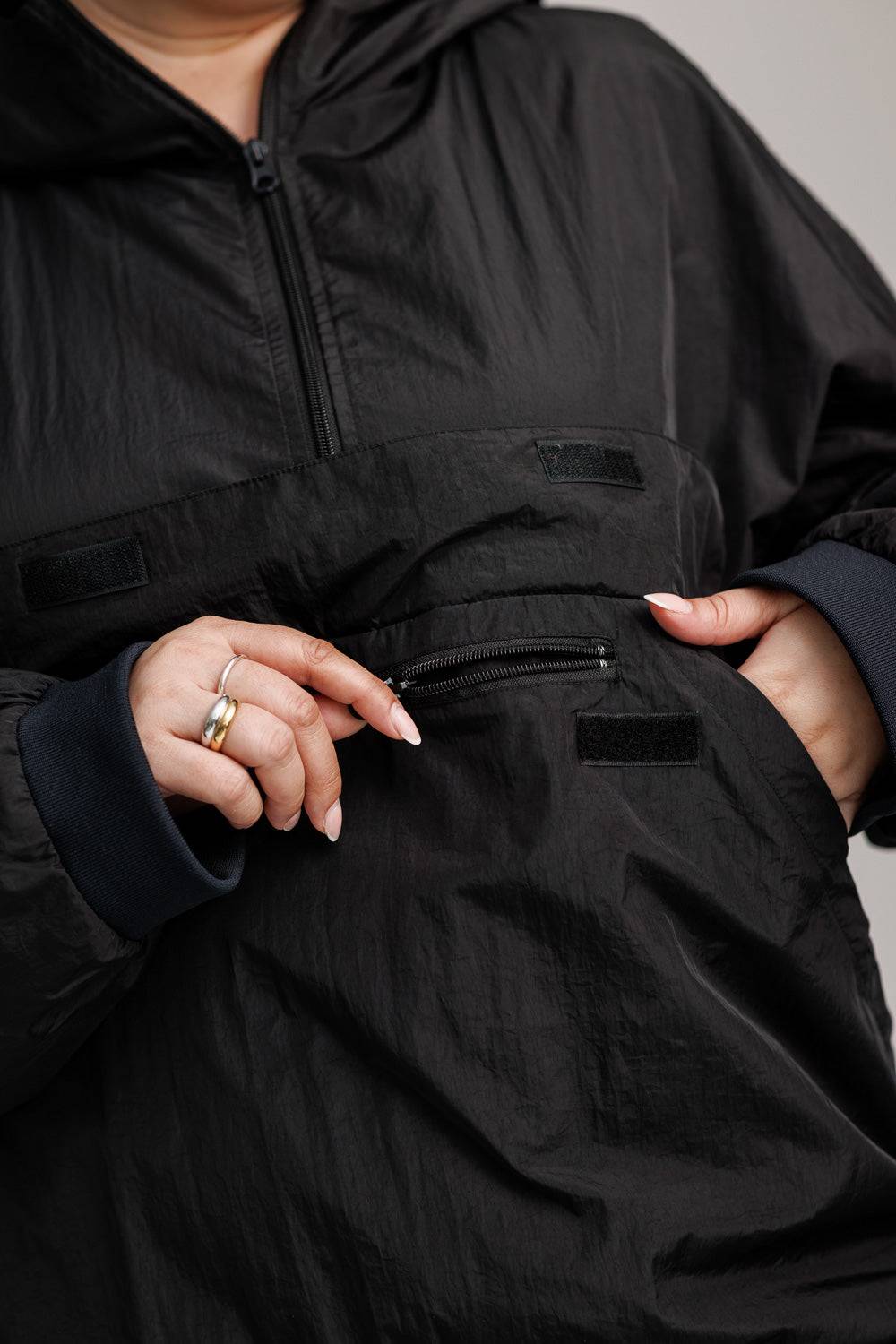 Karo Kauer Windbreaker Black Saisonale Angebote