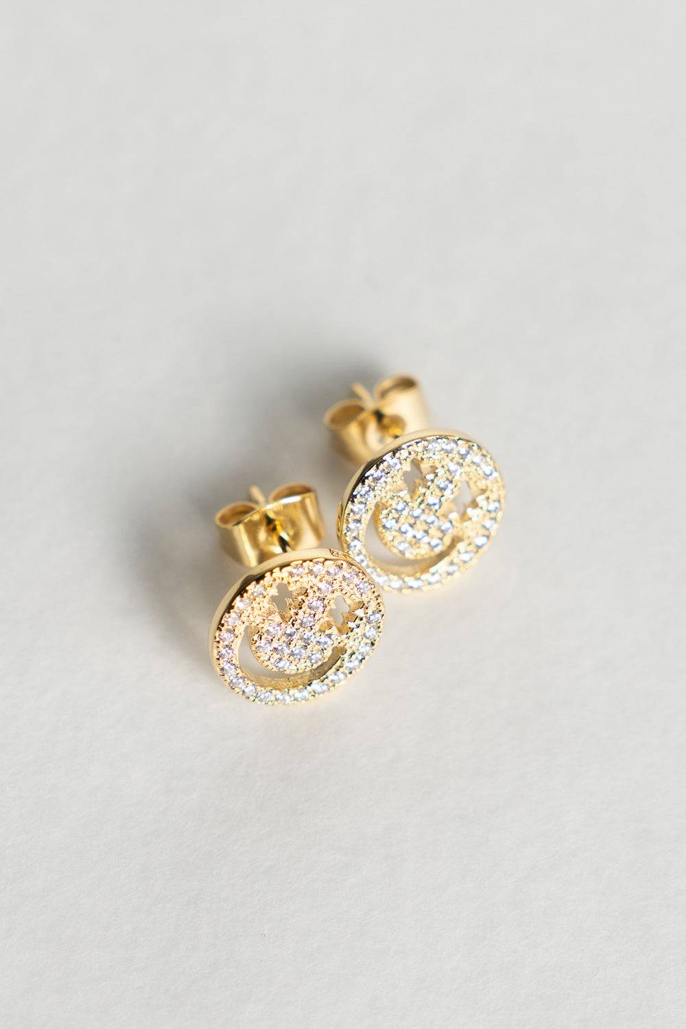 Karo Kauer Smile Studs Sparkle Gold Preisnachlass