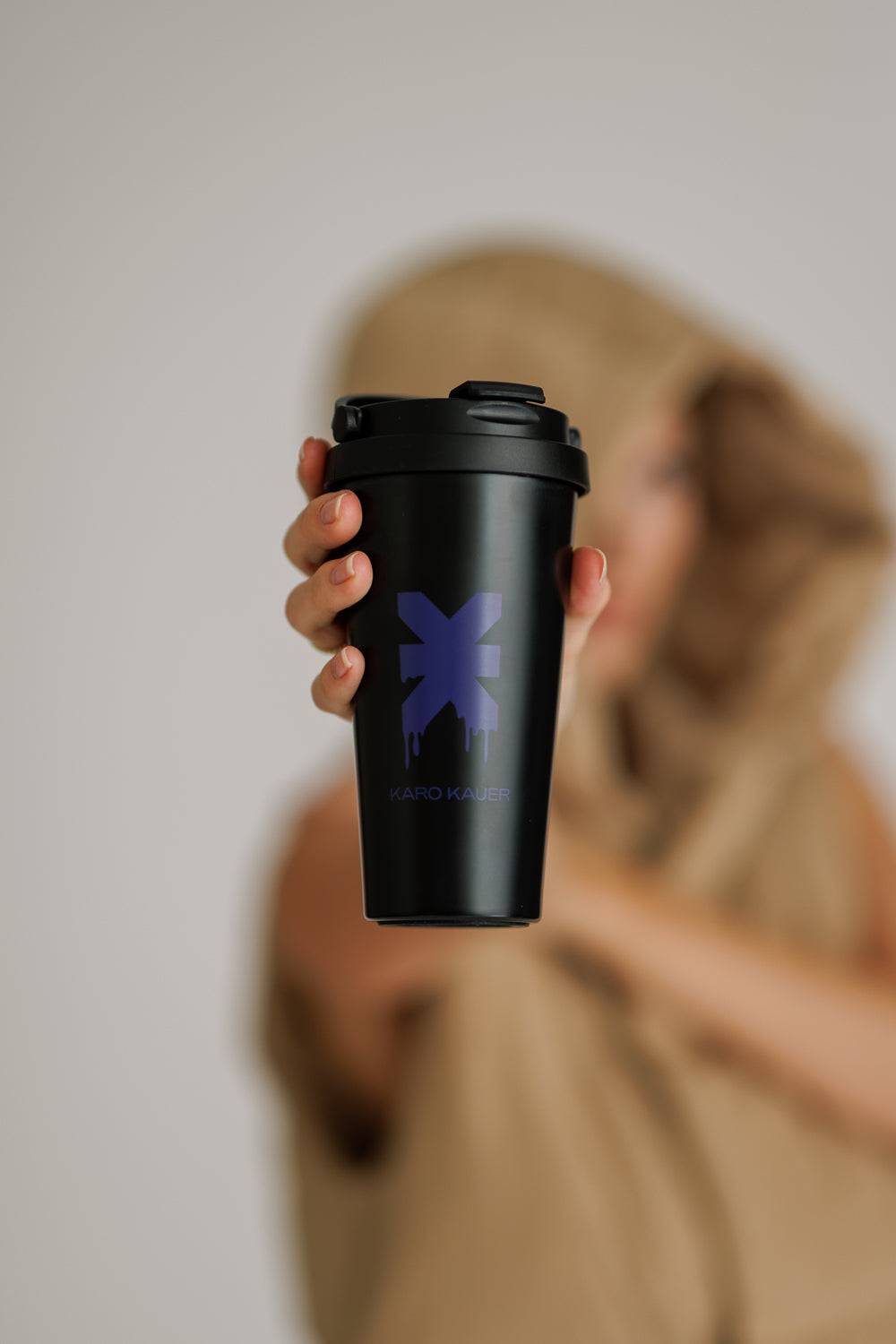 Karo Kauer Thermo Cup Black JETZT KAUFEN