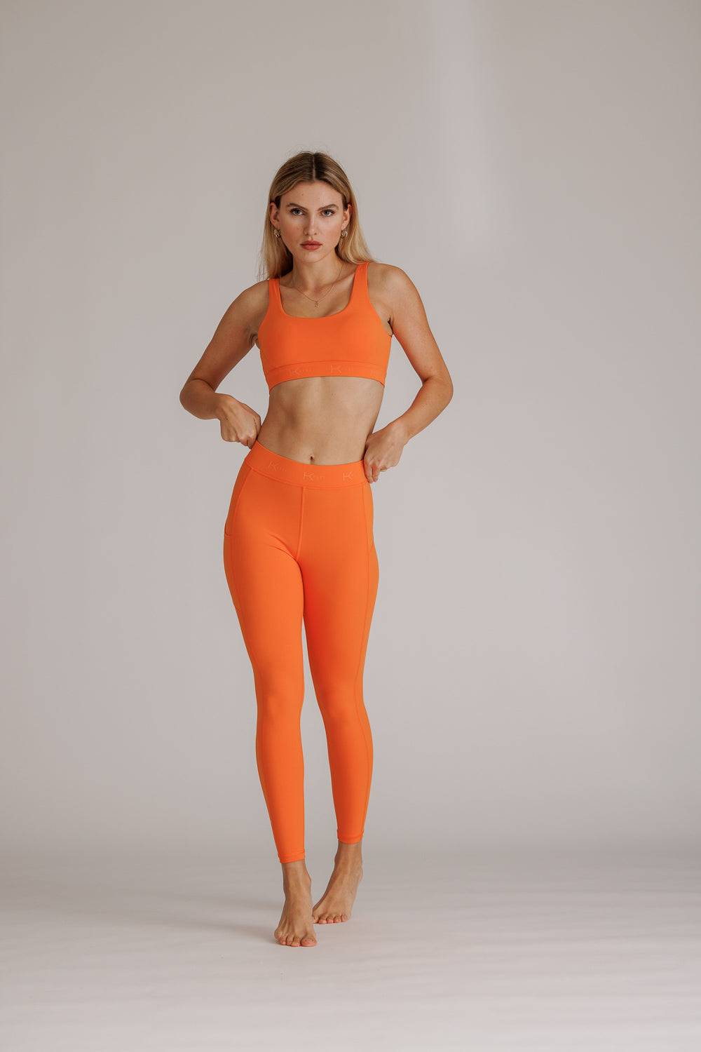 Karo Kauer Dynamic Sports Bra Flame Orange Rabatte dieses Monats