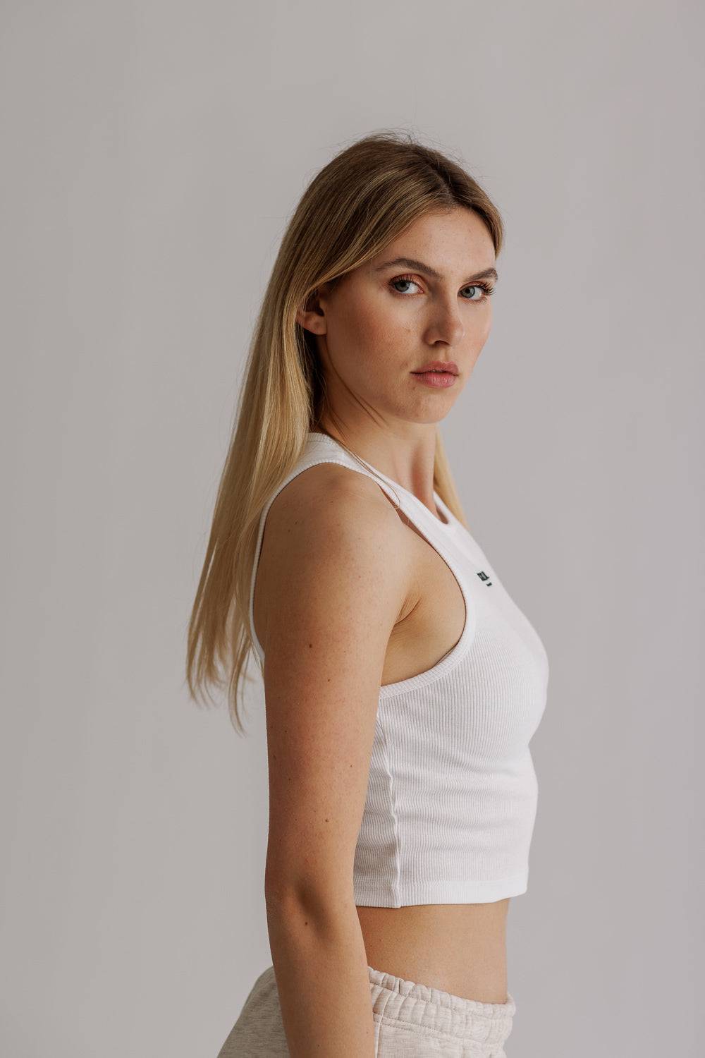 Karo Kauer Rib Top Basic White Rabatt