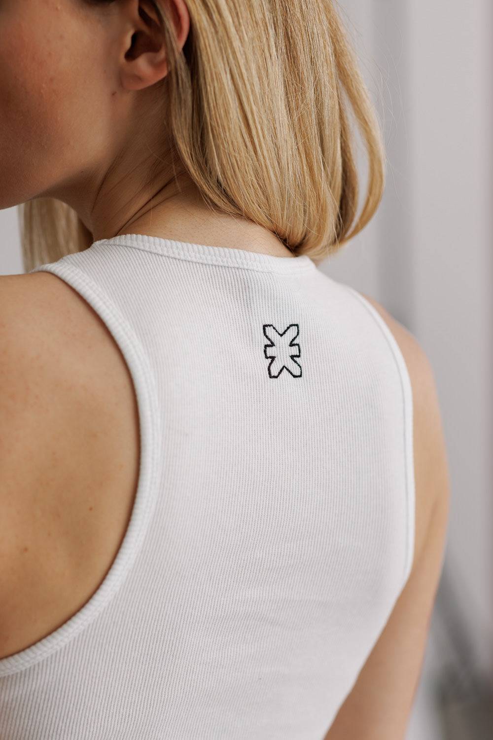 Karo Kauer Rib Top Basic White Rabatt