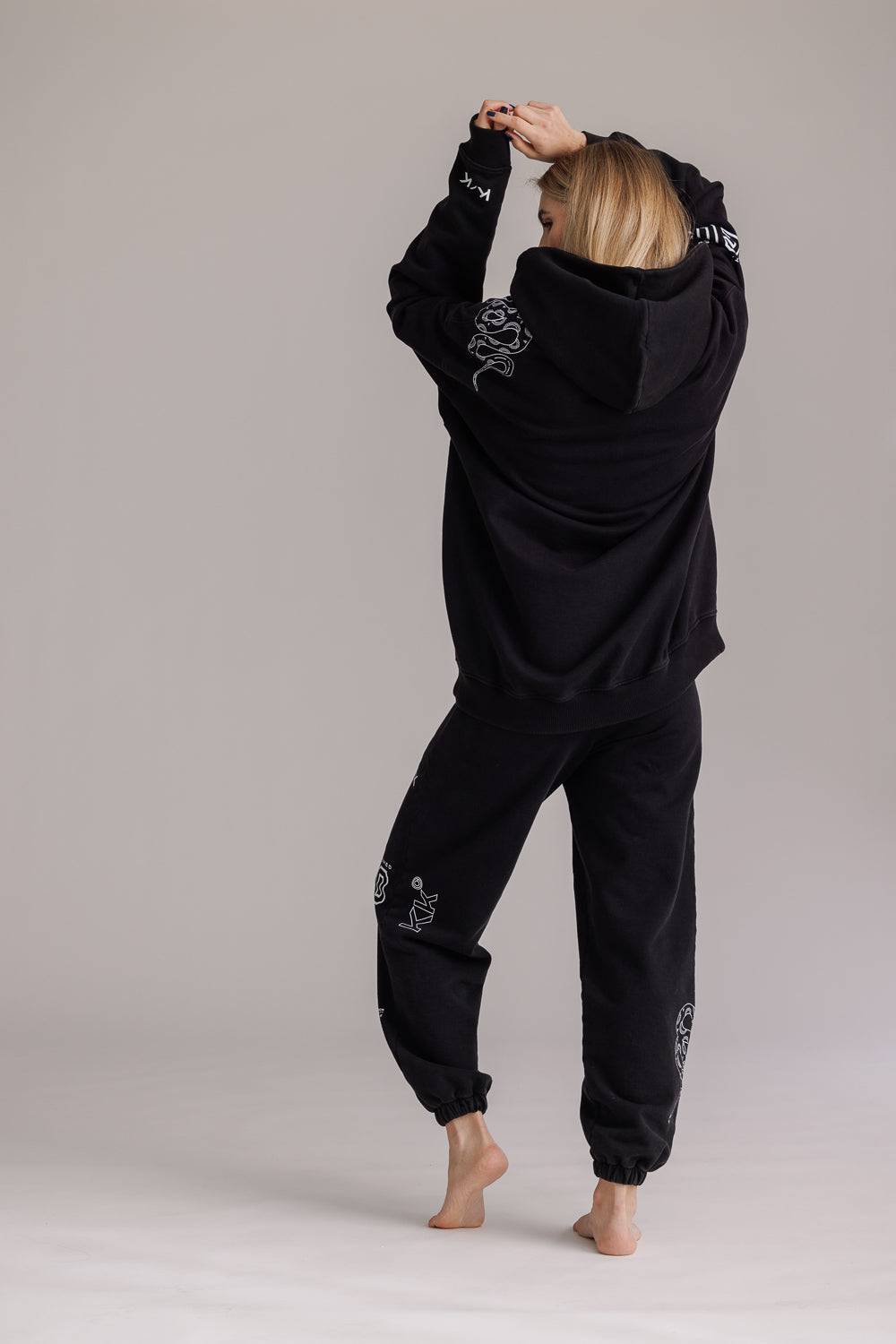 Karo Kauer Hoodie Faded Black Vatertagsangebot