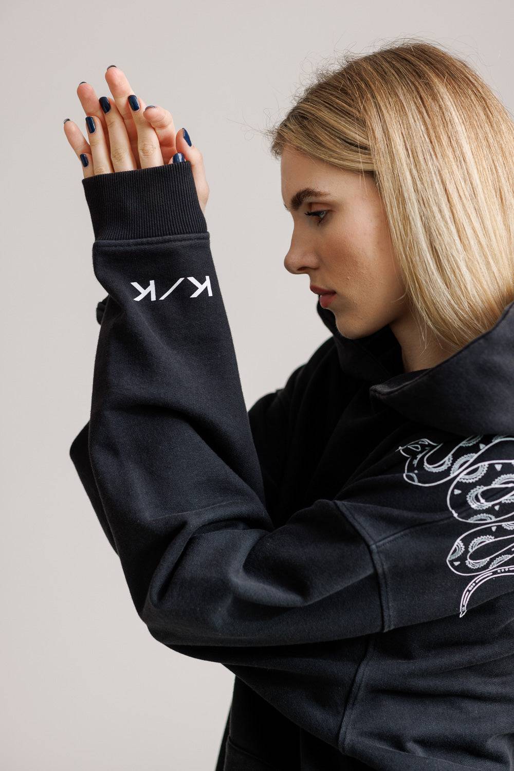 Karo Kauer Hoodie Faded Black Vatertagsangebot