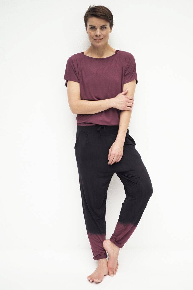 Kismet Yogastyle Manavi Tee ruby Auslauf