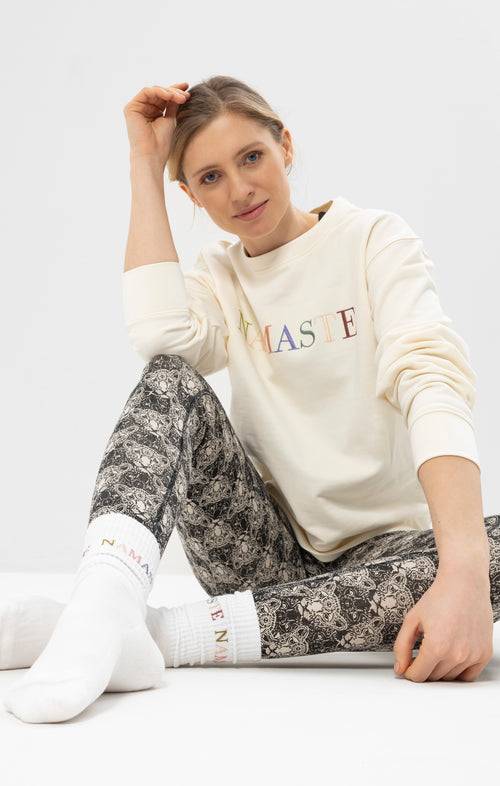 Ognx Yoga Boxy Sweater Namaste Bio Baumwolle Philia - weiß Rabatt