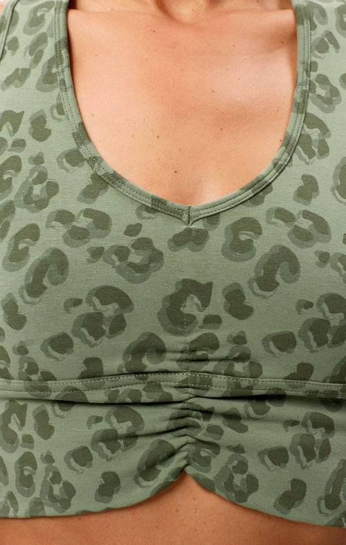 Ognx Yoga BH Leo Cropped - Mittlerer Halt - Tencel™ Bio Baumwolle - grün Nur noch ein Tag übrig