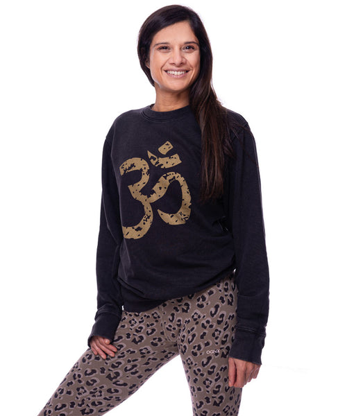 Ognx Yoga Loose Sweater OM by Jodie Roberts - schwarz Jubiläumsangebot