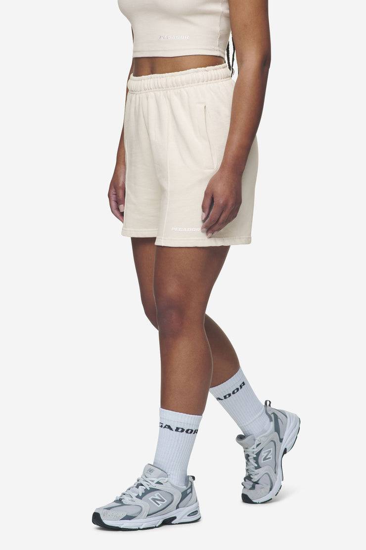 Pegador Sully High Waisted Shorts Washed Coast Sand White Gum Fabrikpreis