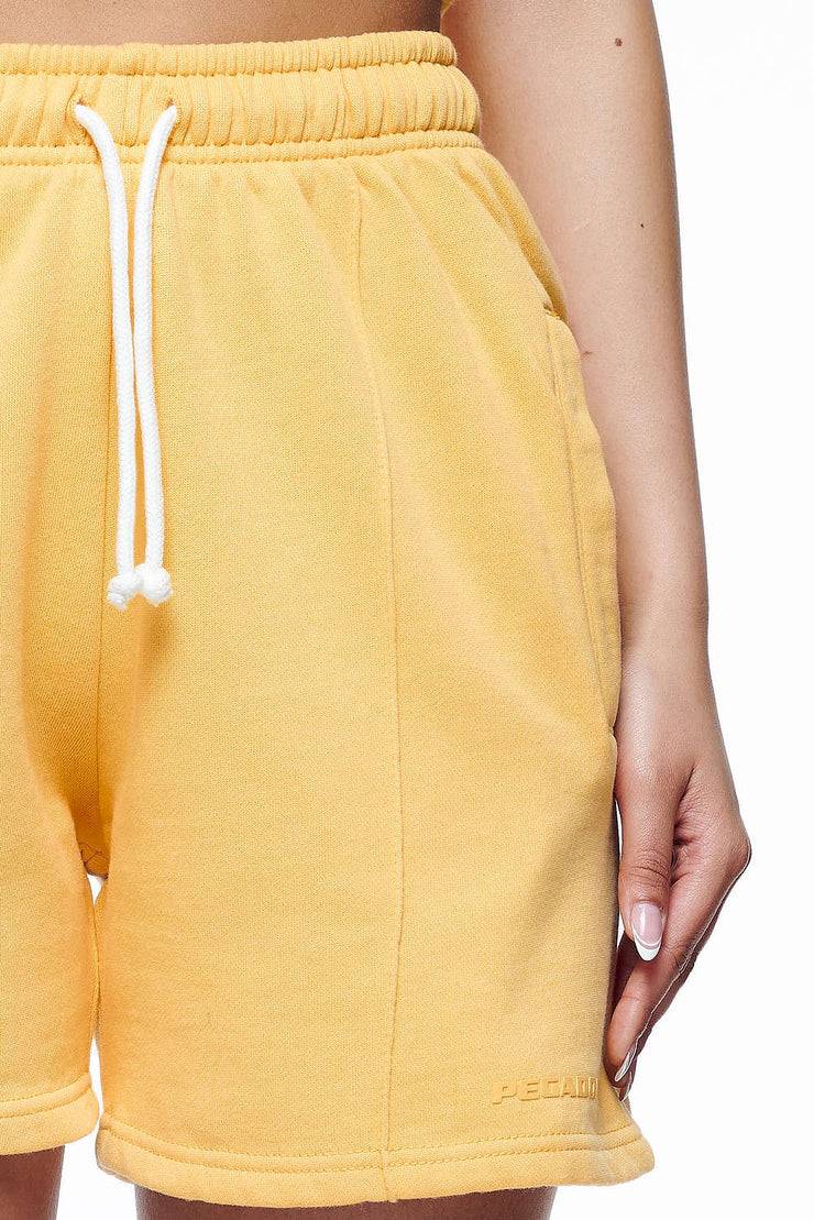 Pegador Umbria High Waisted Shorts Vintage Washed Golden Sun Gum Exklusivangebot