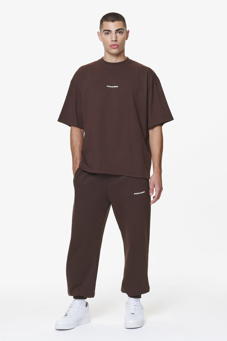 Pegador Logo Boxy Tee Washed Oak Brown Gum Fabrikpreis