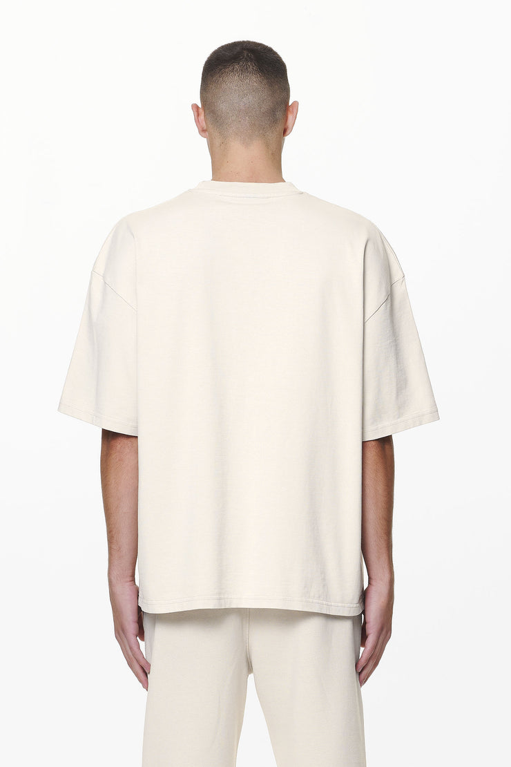 Pegador Logo Boxy Tee Washed Dust Cream Gum Versandkostenfrei