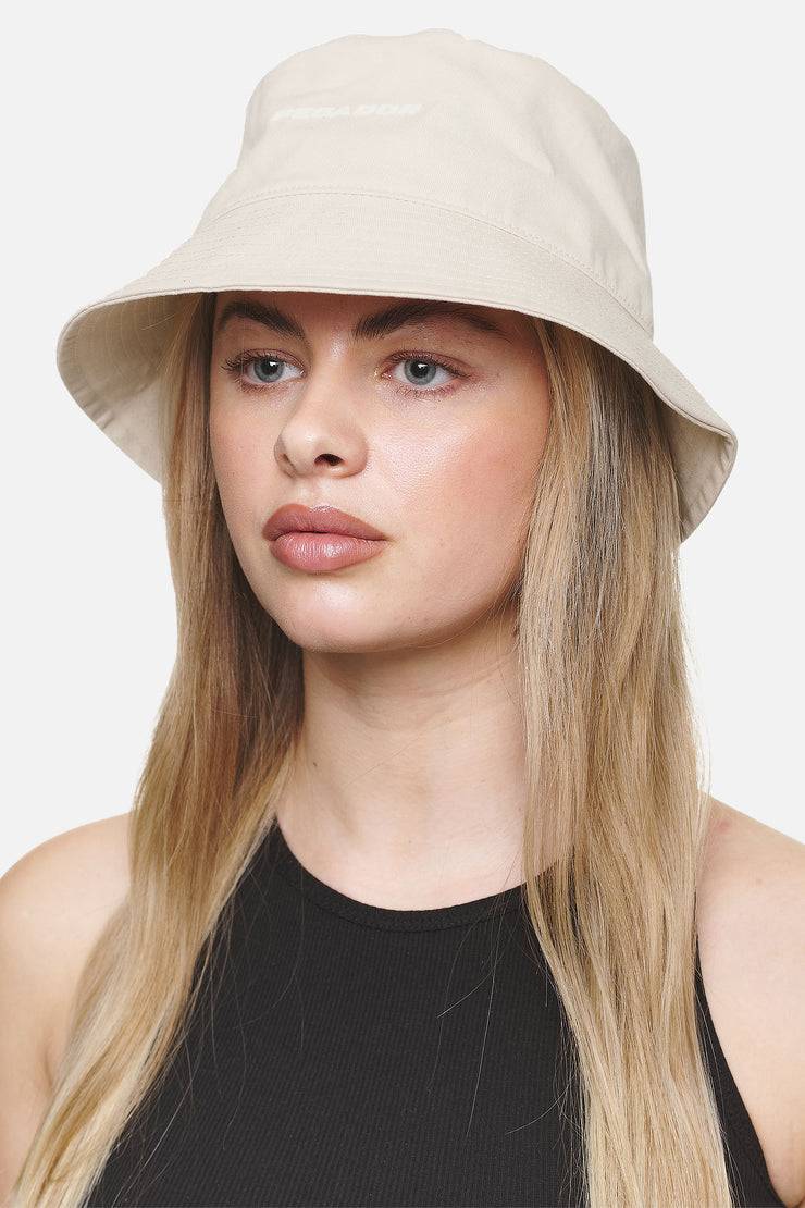 Pegador Logo Bucket Hat Desert Sand White Vatertagsangebot
