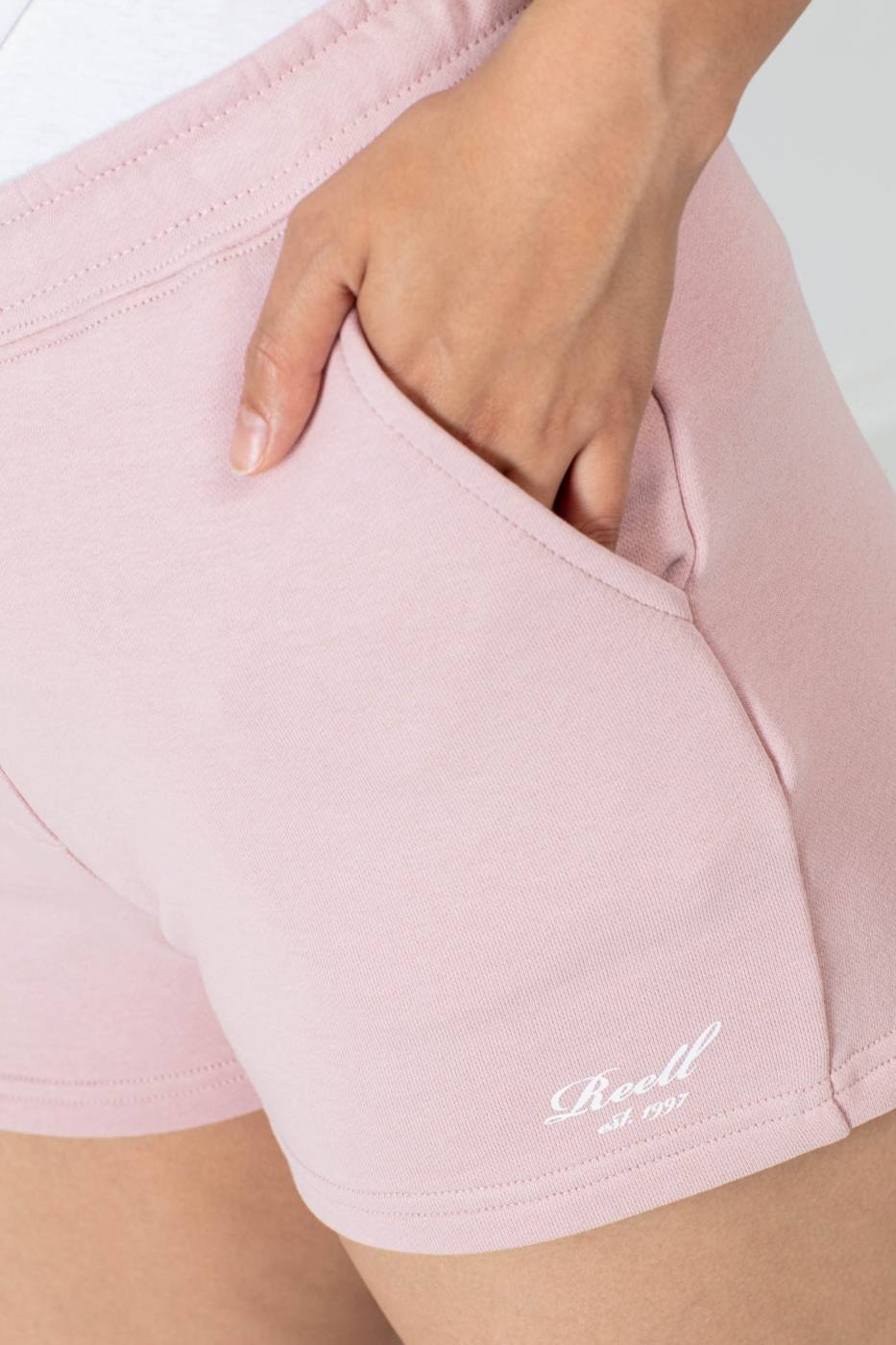Reell Women Sweatshort 50% Rabatt mit kostenlosem Versand