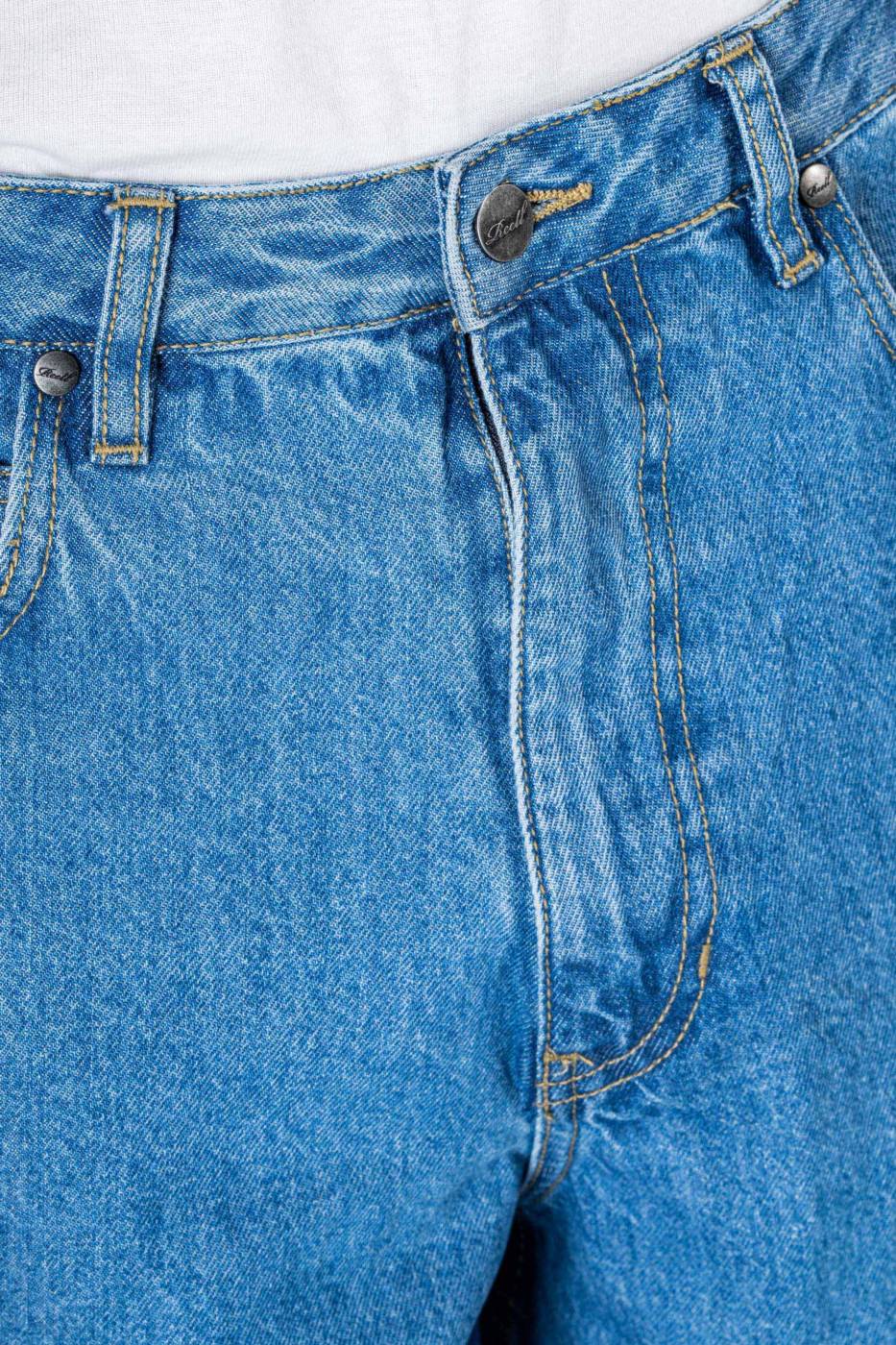 Reell Belmont Short Exklusivangebot