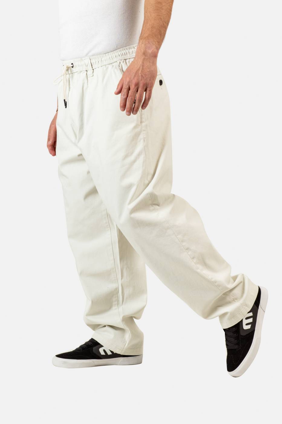 Reell Reflex Meadow Rabatte dieses Monats