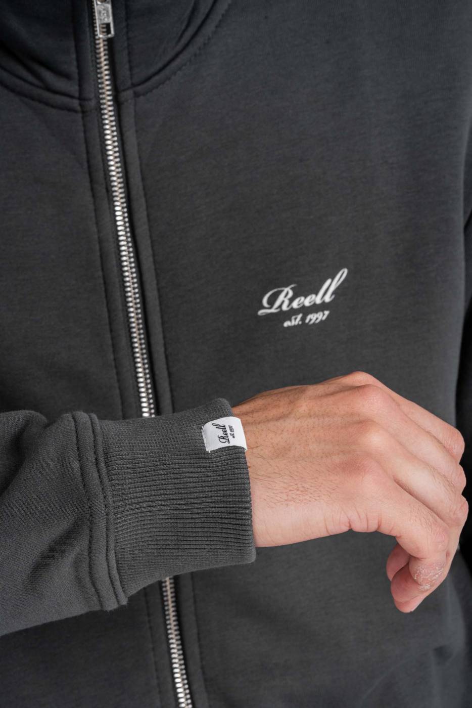 Reell Staple Zip Sweatshirt Bis zu 60% Rabatt