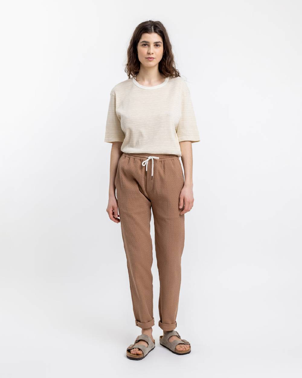 Rotholz Gestreiftes T-Shirt Creme Saisonschlussverkauf