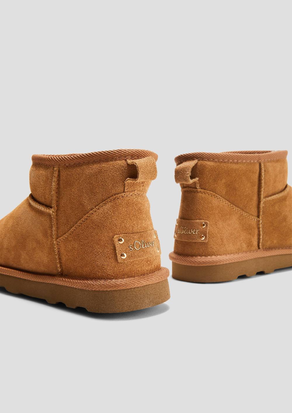 S.Oliver Flache Stiefel aus Leder Tiefpreis