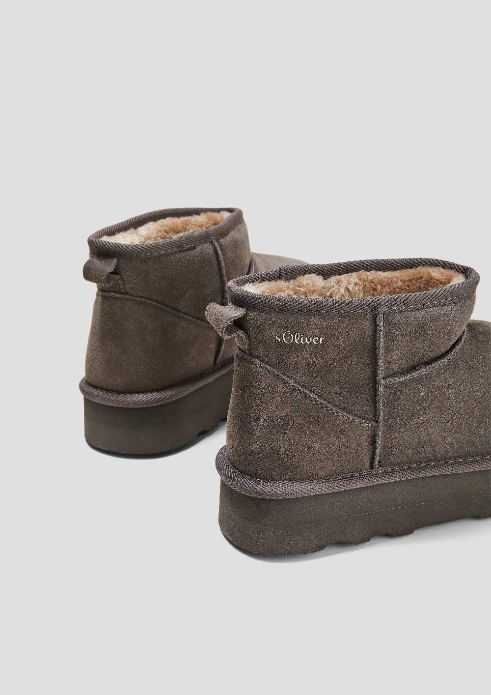 S.Oliver Stiefel mit Teddyplüsch-Futter 50% Rabatt mit kostenlosem Versand