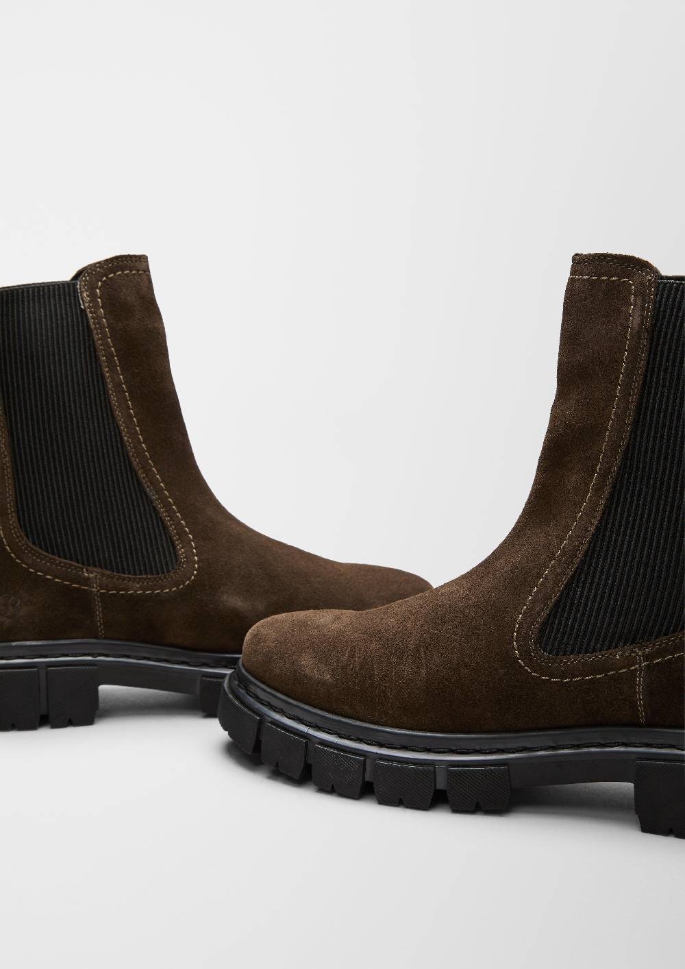 S.Oliver Stiefel aus Veloursleder Im Verkauf