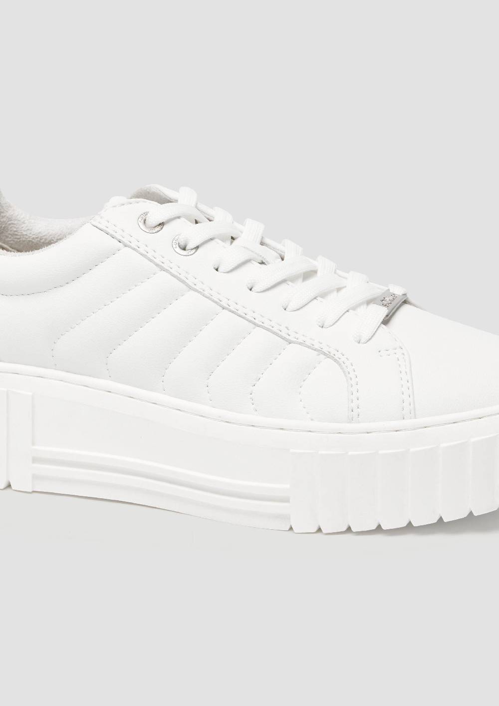 S.Oliver Plateausneaker mit Kontrastsohle Verkauf