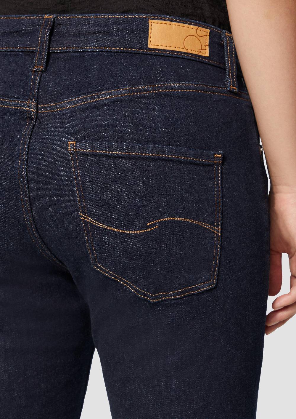 S.Oliver Jeans Catie / Slim Fit / Mid Rise / Straight Leg Top Angebot