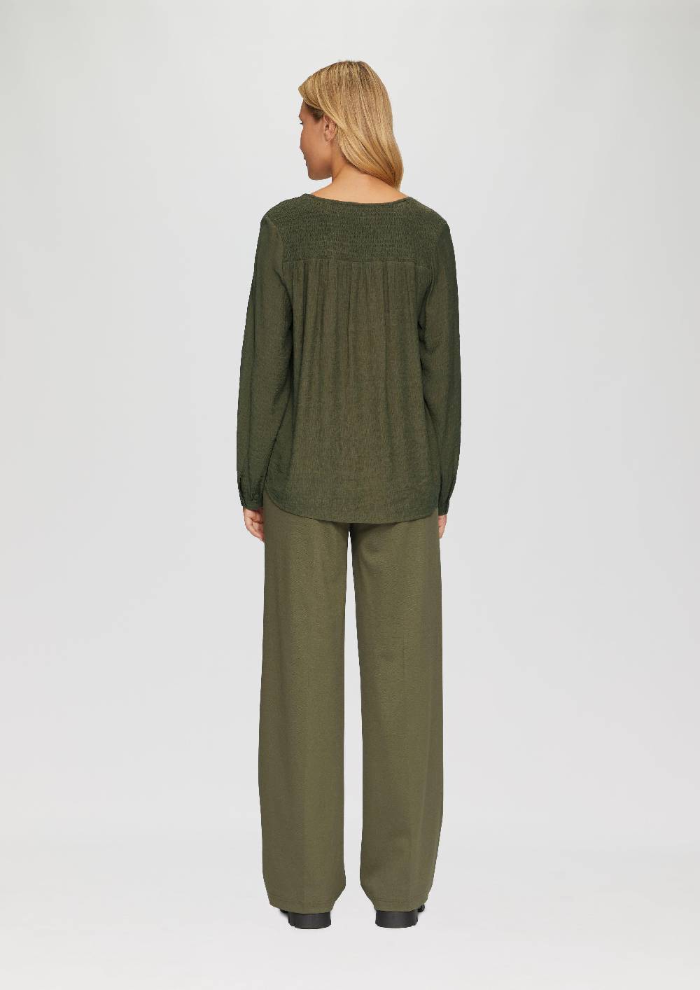 S.Oliver Strukturierte Bluse aus Viskosemix mit Smok Details Zeitlich begrenztes Angebot