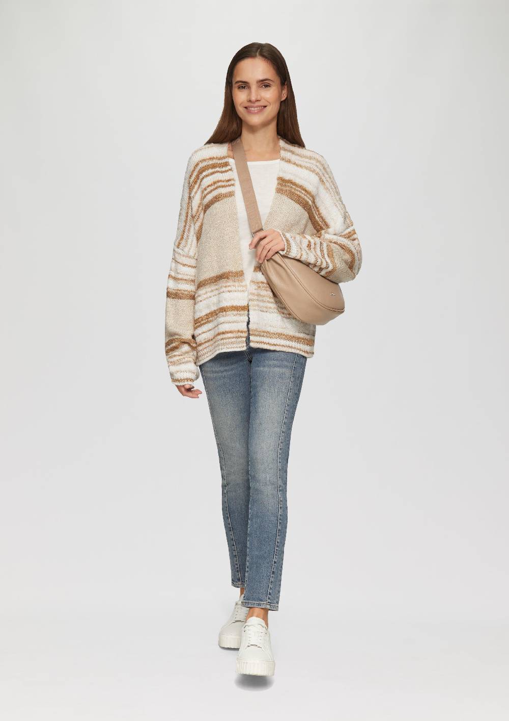 S.Oliver Jeans Betsy / Slim Fit / Mid Rise / Slim Leg / mit seitlichem Nahtdetail Kauf eins, bekomm eins gratis