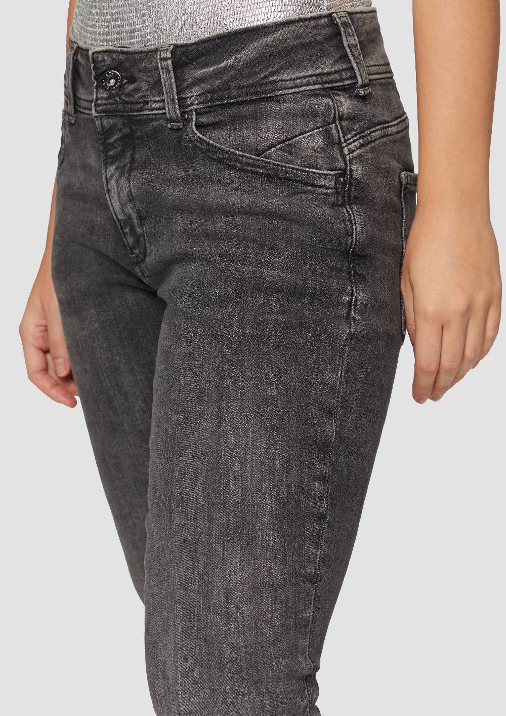 S.Oliver Jeans Catie / Slim Fit / Mid Rise / Bootcut Leg Letzte 3 Tage