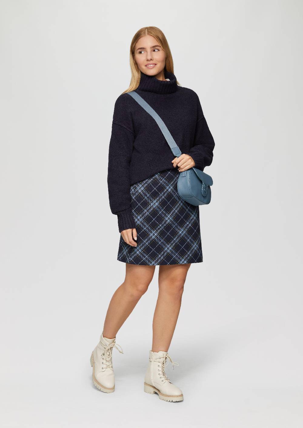 S.Oliver Weicher Rollkragenpullover aus Baumwoll-Bouclé Auslauf