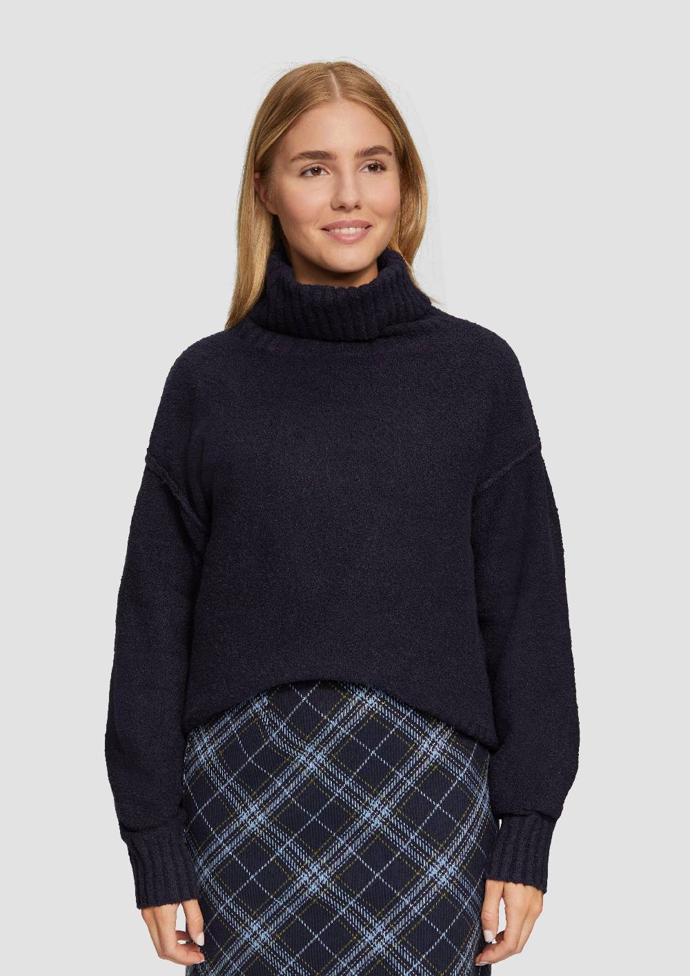 S.Oliver Weicher Rollkragenpullover aus Baumwoll-Bouclé Auslauf
