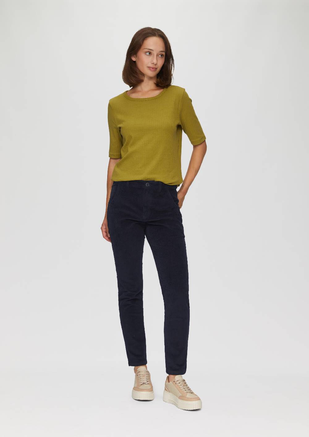 S.Oliver Schmal geschnittene Cordhose Sonderangebot
