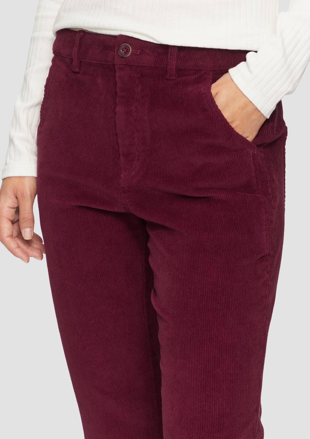 S.Oliver Schmal geschnittene Cordhose Rabatt