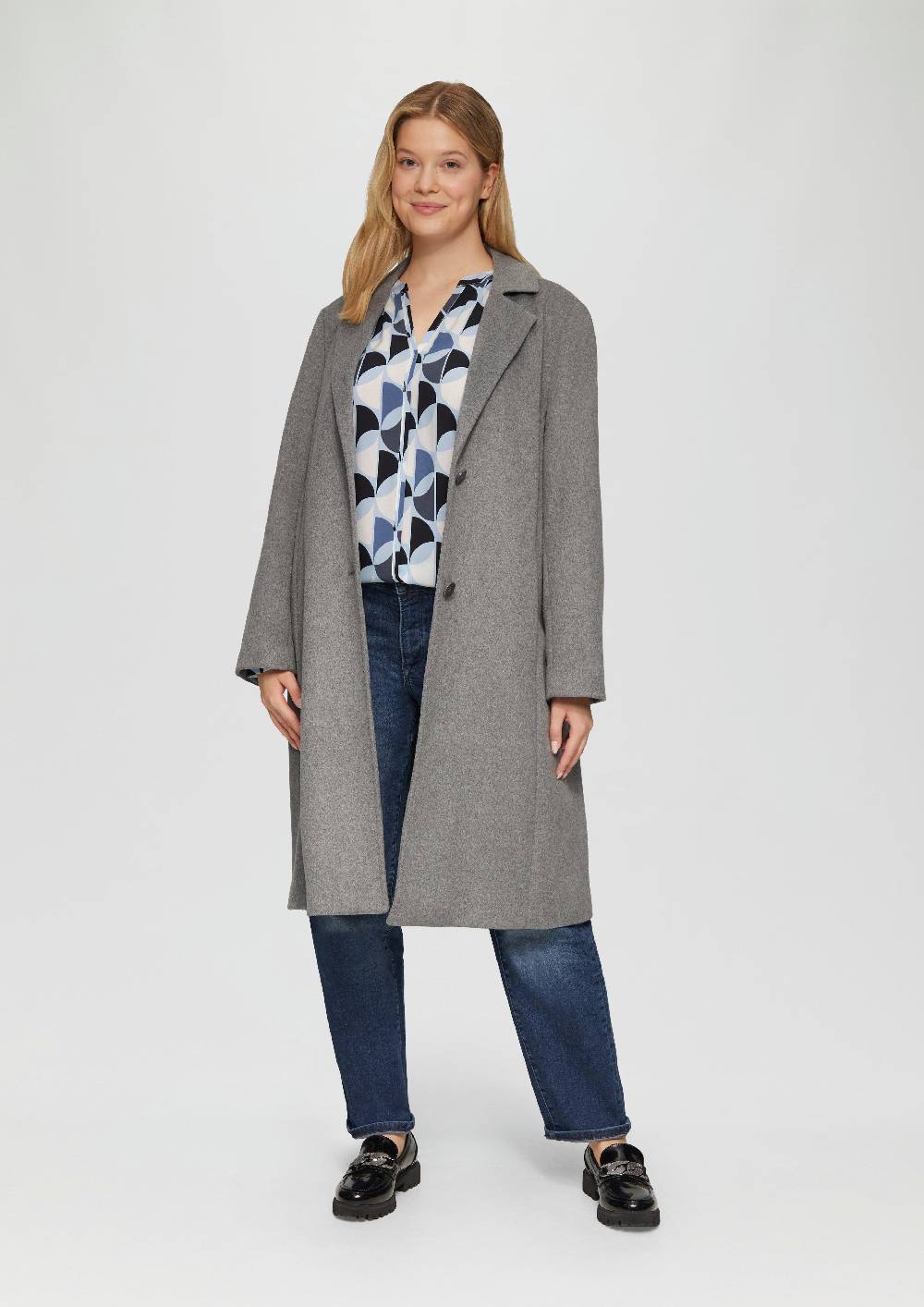 S.Oliver Viskose-Bluse mit Raffdetails und All-over-Print Valentinstagsangebot