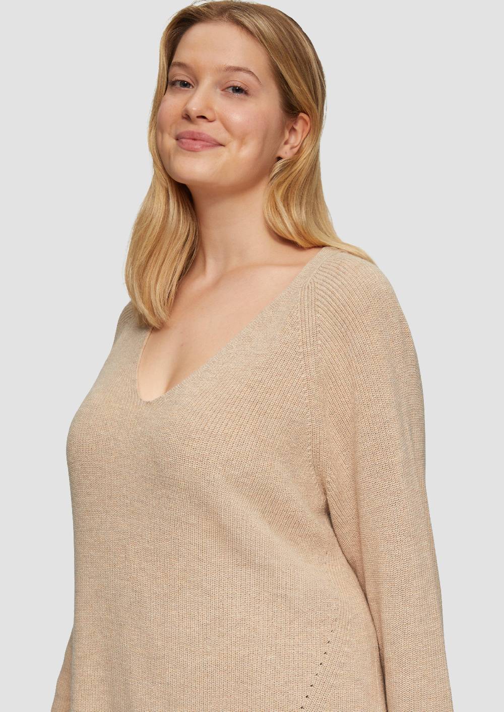 S.Oliver Strickpullover mit V-Ausschnitt im Loose Fit Bestseller