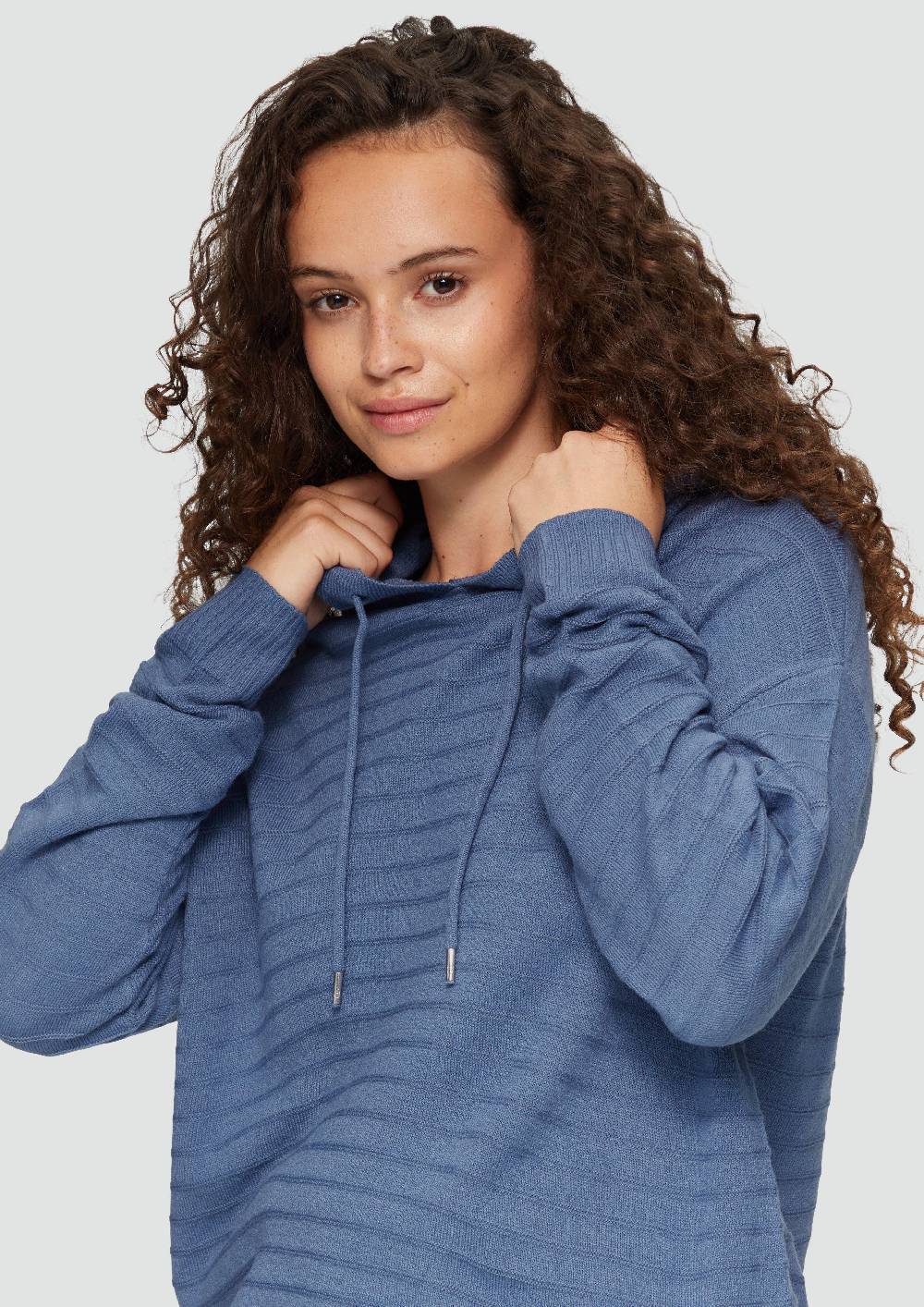 S.Oliver Strukturierter Strickpullover mit Kapuze Speichern exportieren