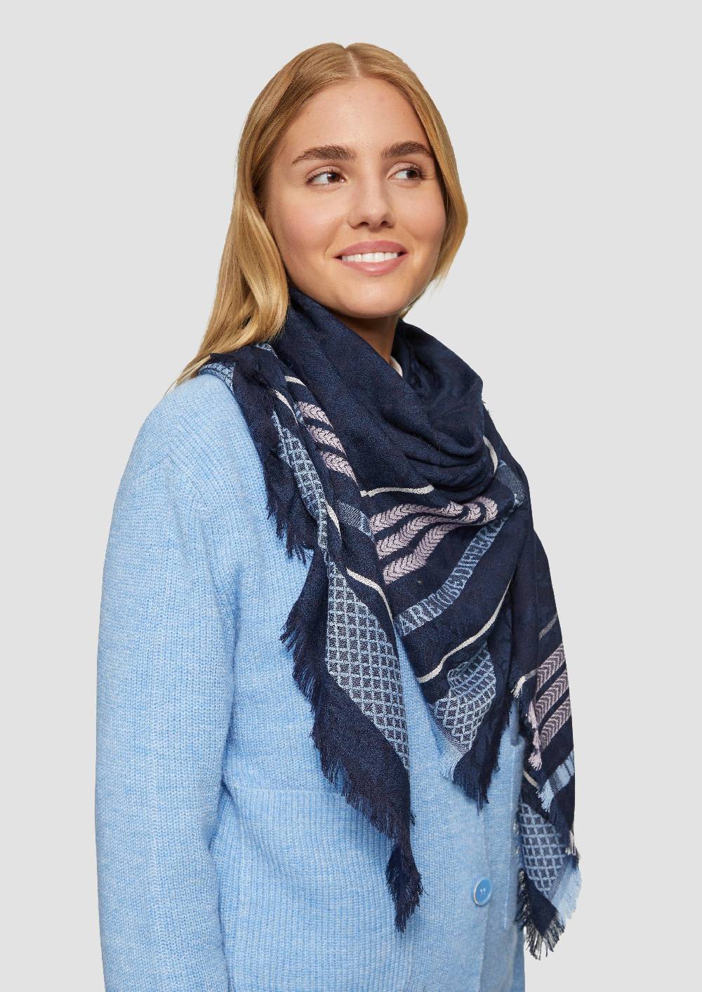 S.Oliver Tuch mit All-over-Print Tiefpreis