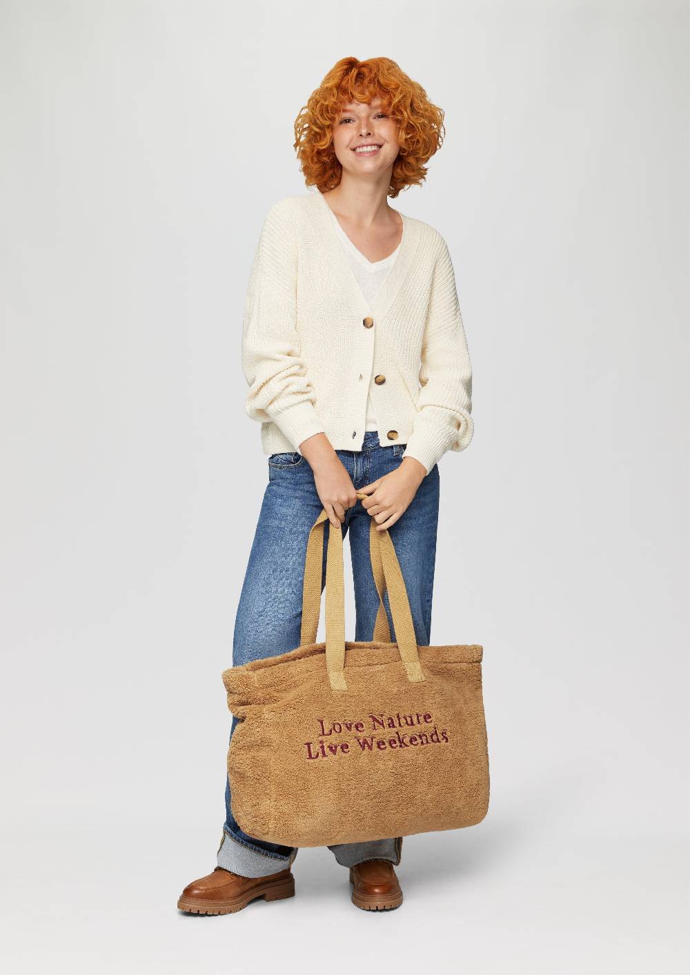 S.Oliver Shopper aus Teddyplüsch mit Stickerei Sonderangebot der Fabrik