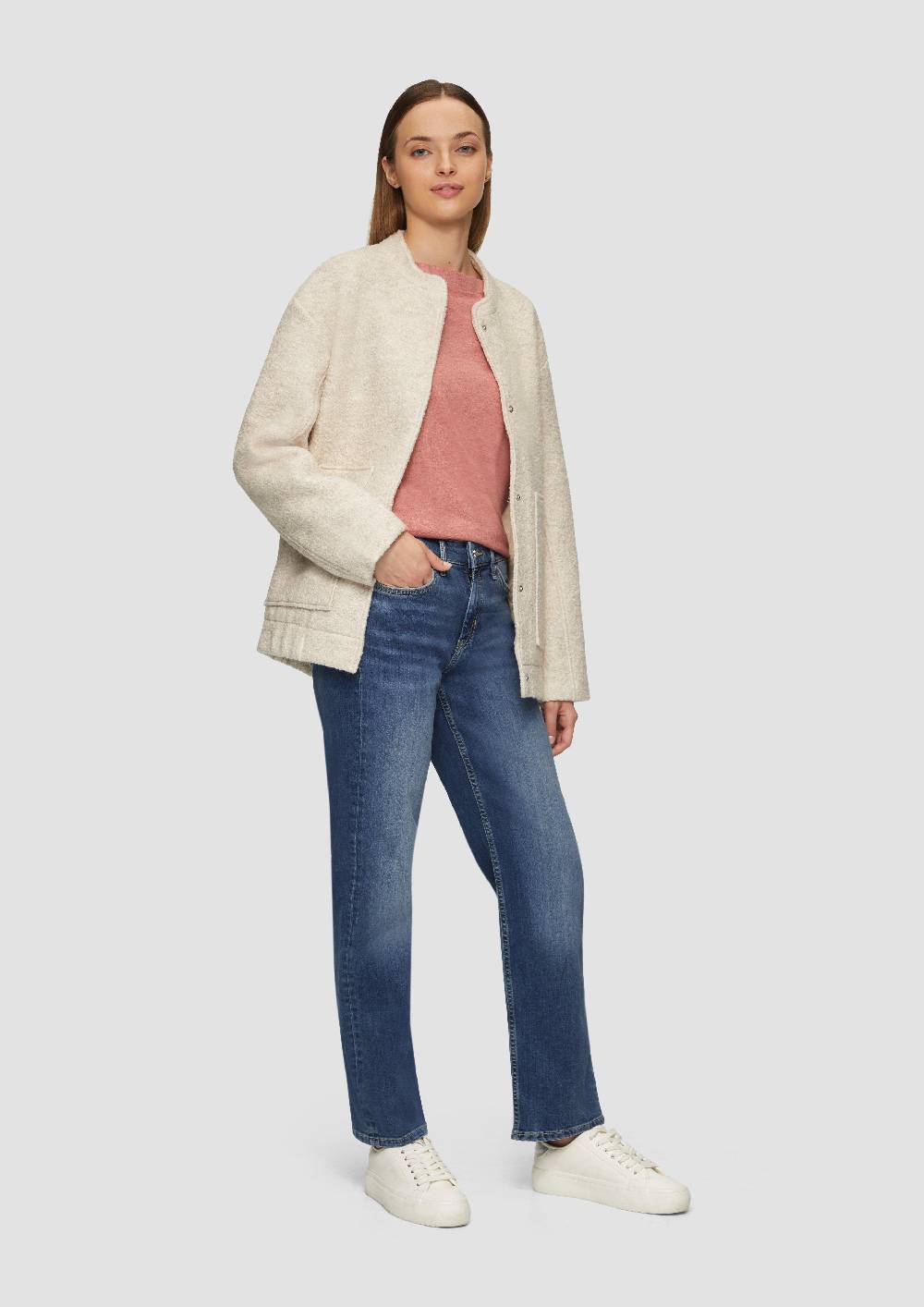 S.Oliver Jeans Karolin / Regular Fit / Mid Rise / Straight Leg Valentinstagsangebot