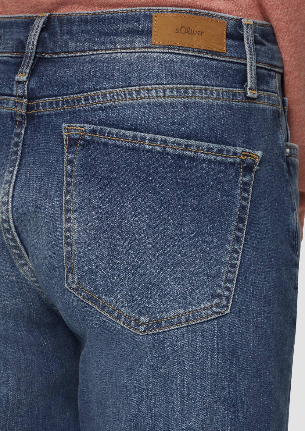 S.Oliver Jeans Karolin / Regular Fit / Mid Rise / Straight Leg Valentinstagsangebot