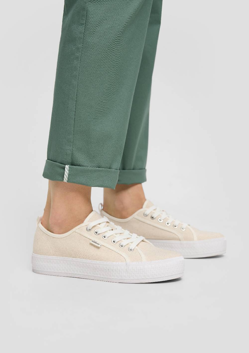 S.Oliver Chino mit Gürtel aus Baumwollstretch Neueste Mode