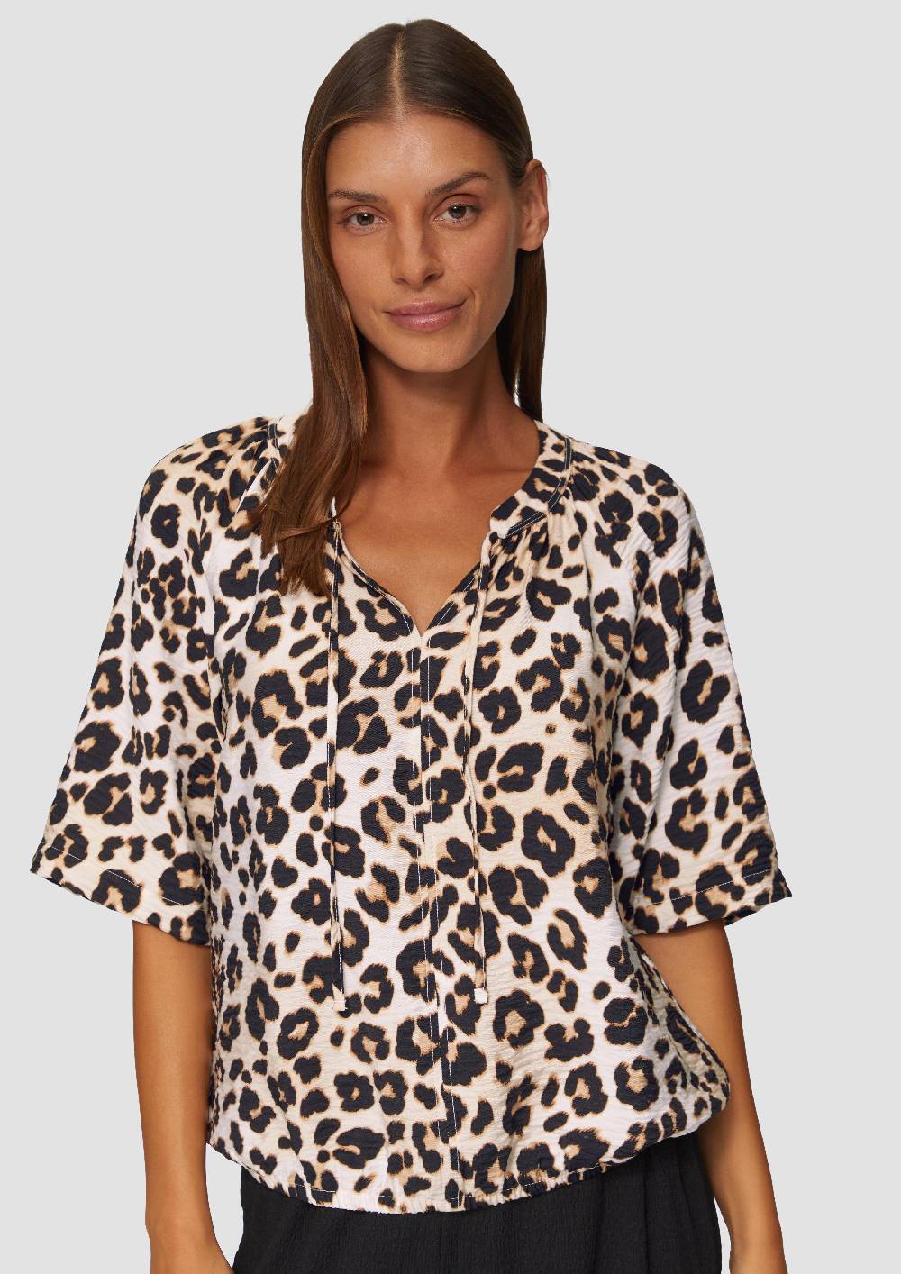 S.Oliver Strukturierte Bluse im O-Shape mit Raffdetails Zeitlich begrenztes Angebot