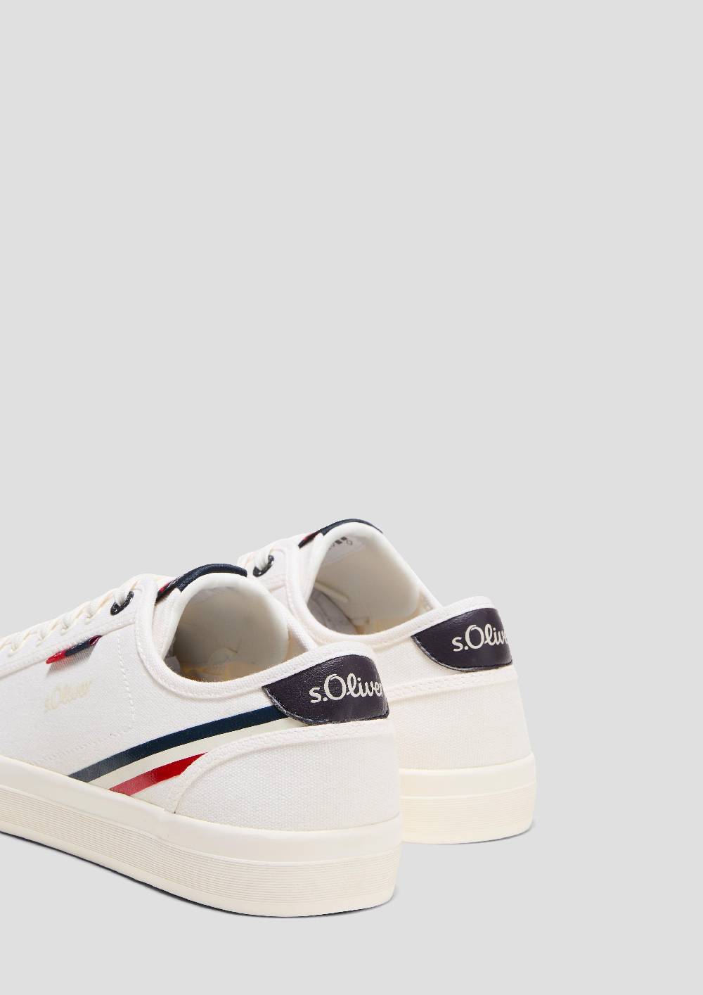 S.Oliver Sneaker mit Kontrast-Details und Logo im Angebot