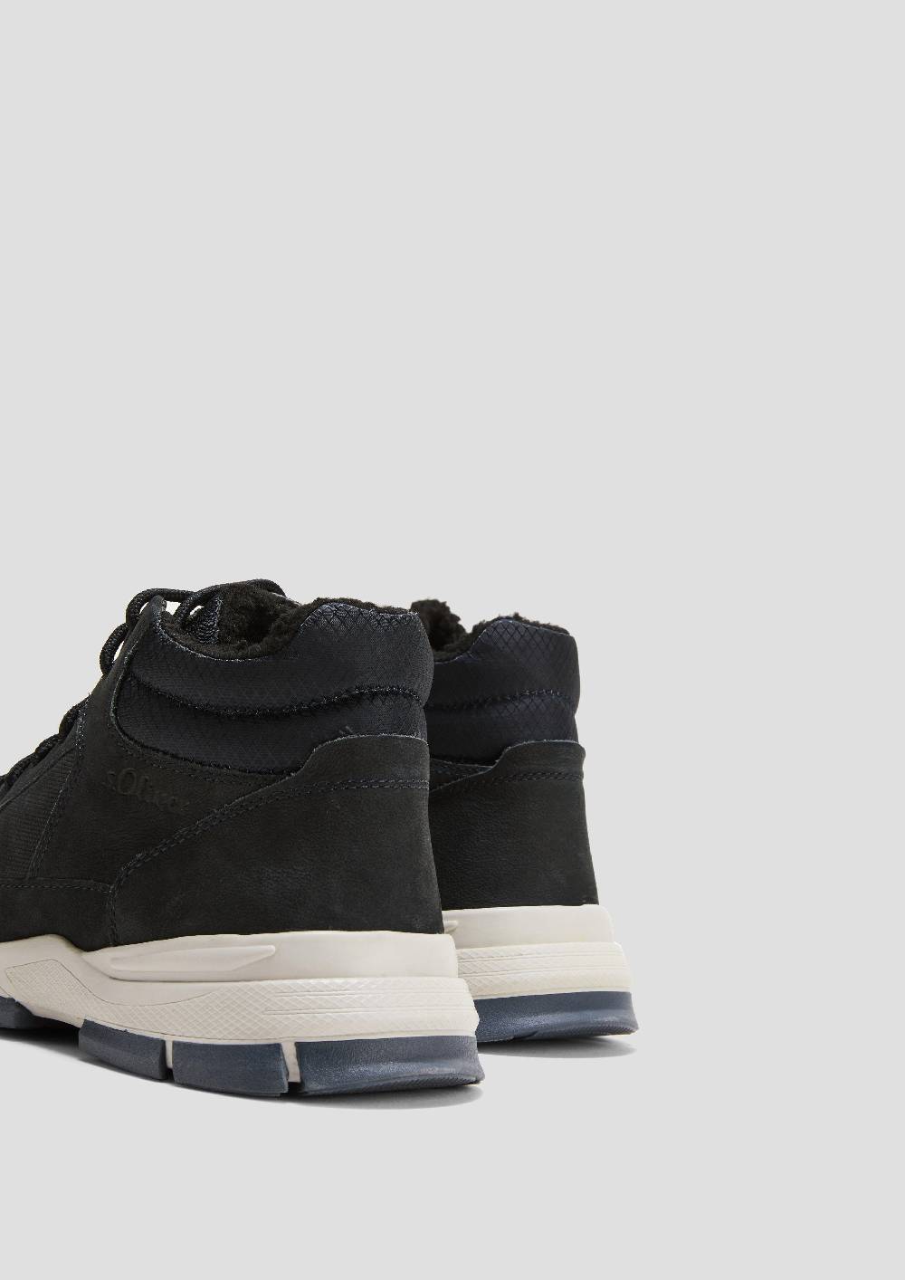 S.Oliver Stiefel in Sneaker-Optik Limitierter Zeitrabatt