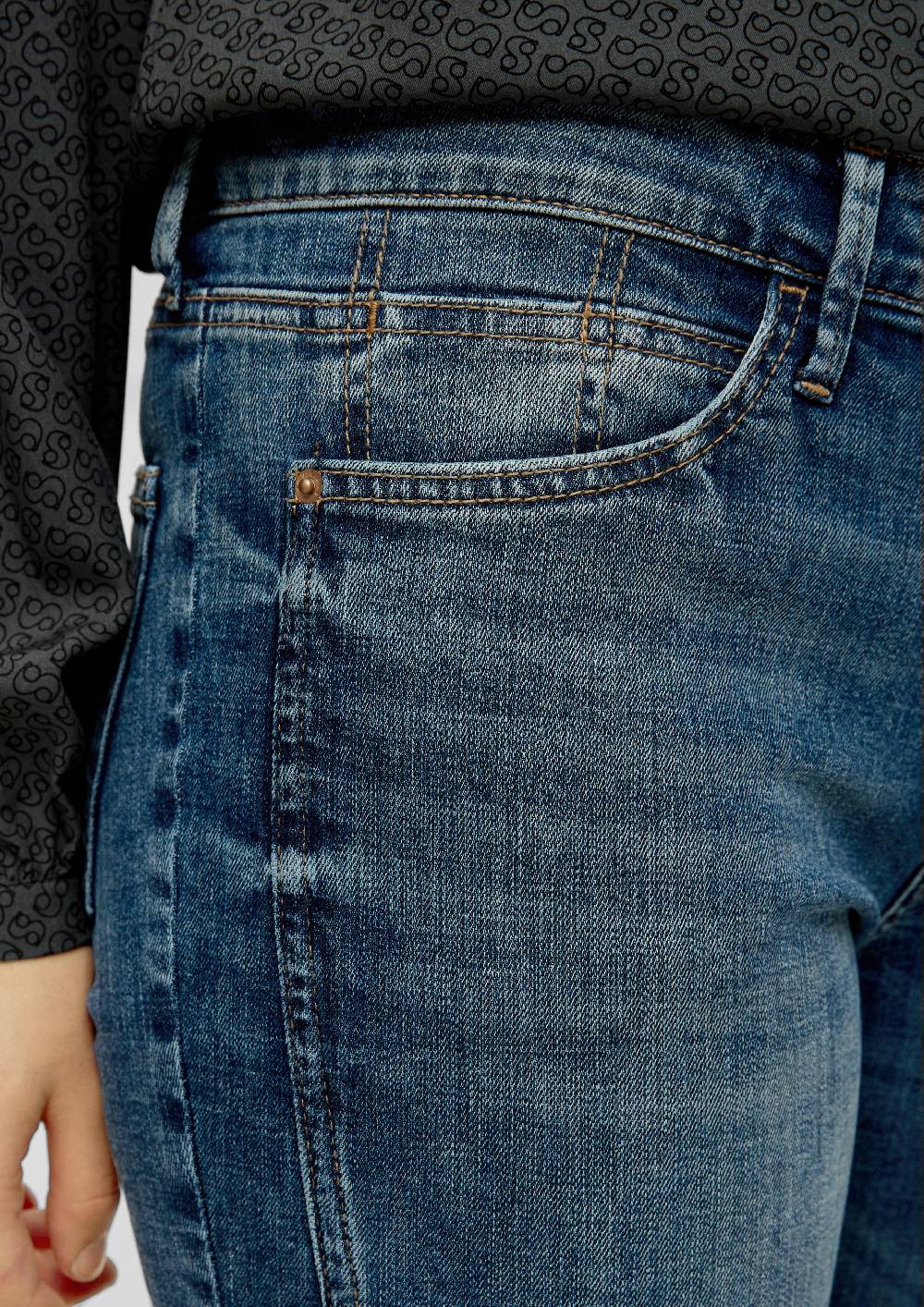 S.Oliver Jeans Betsy / Slim Fit / Mid Rise / Slim Leg Vatertagsangebot