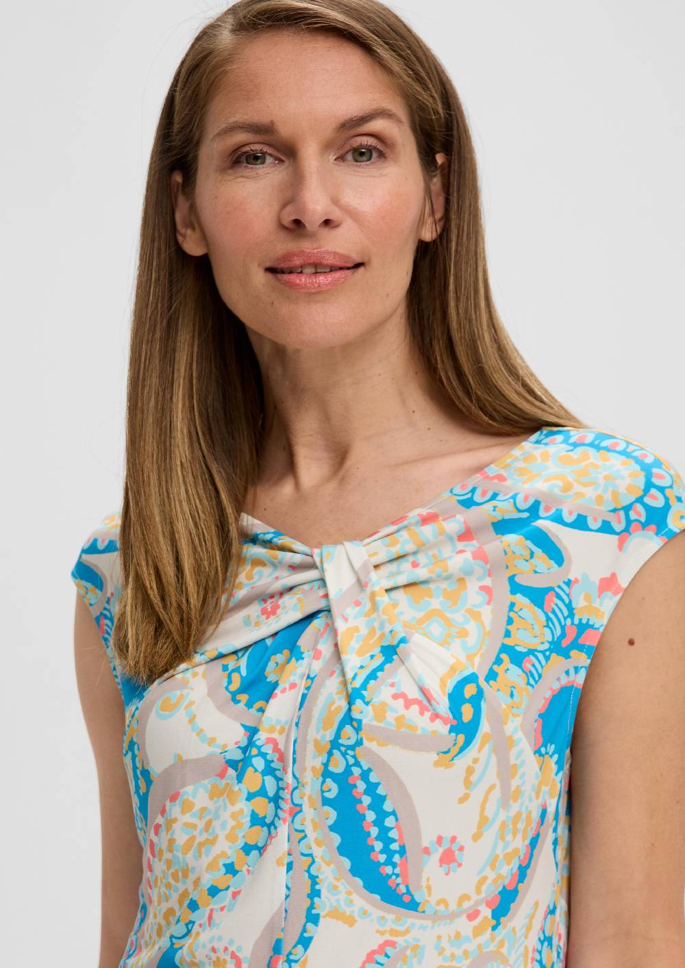 S.Oliver Ärmelloses Kleid mit All-over-Print und Knoten-Detail Nur für heute